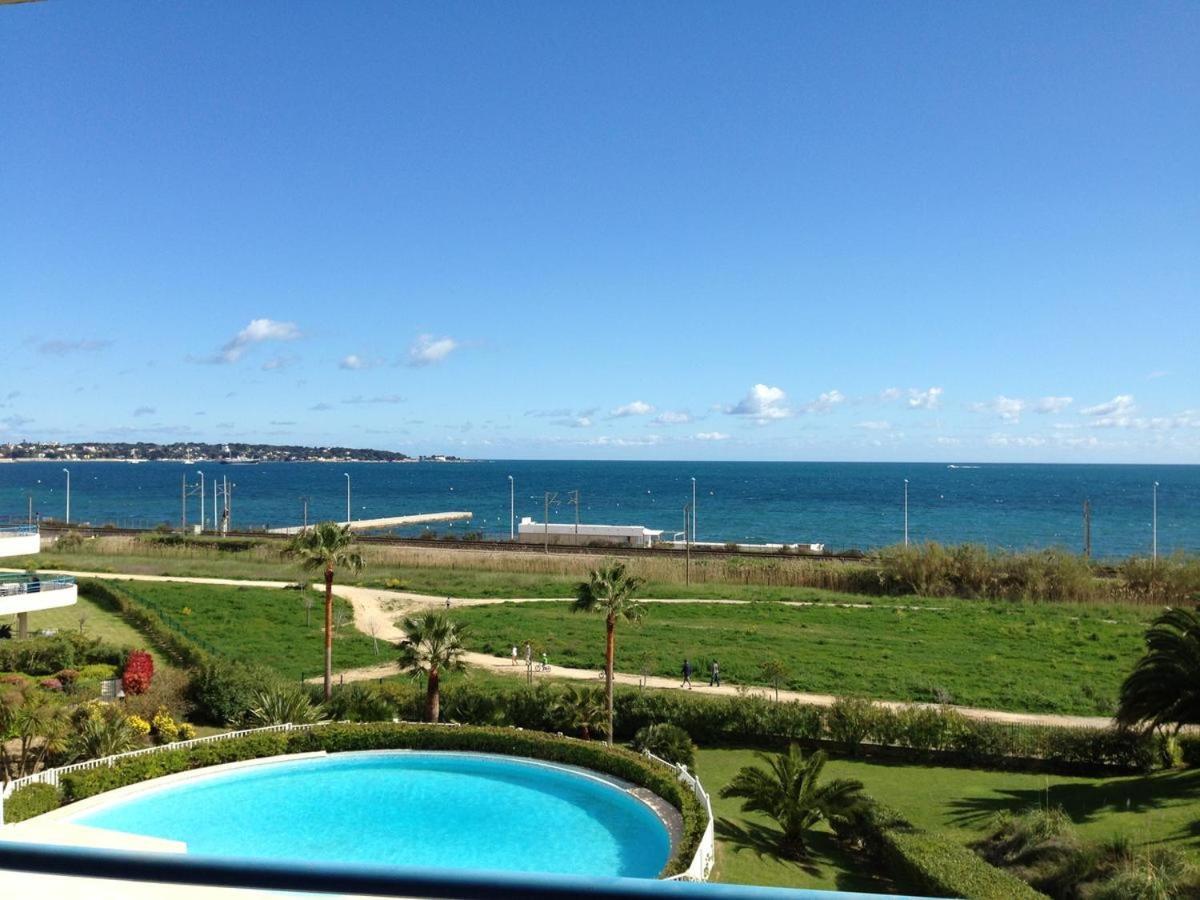 Vaste 2 Pièces res. Grand large grande terrasse vue mer Antibes Extérieur photo